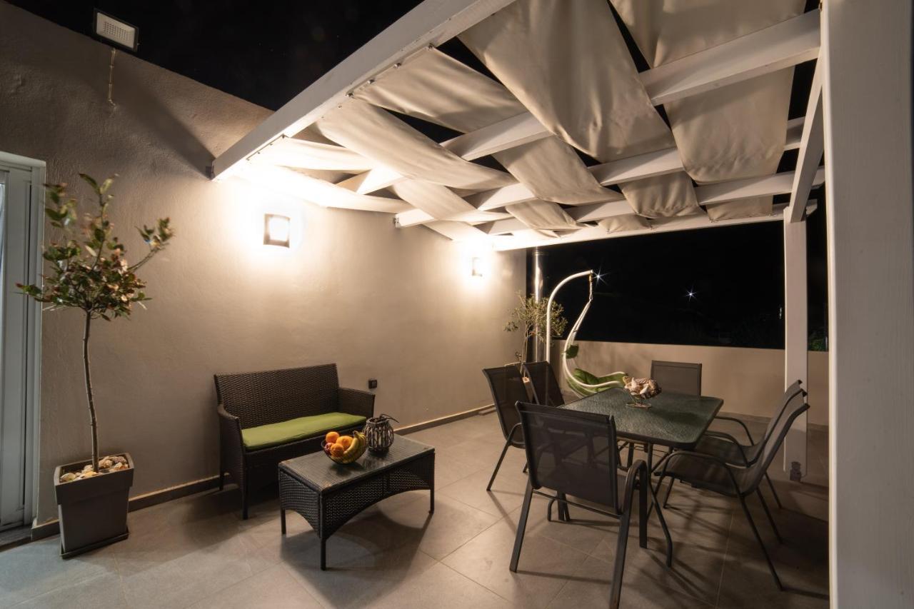 Home Sweet Home - Big Balcony With Great View Киссамос Экстерьер фото